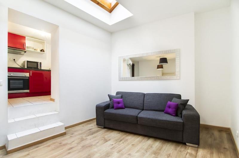 Florella Clemenceau Apartment