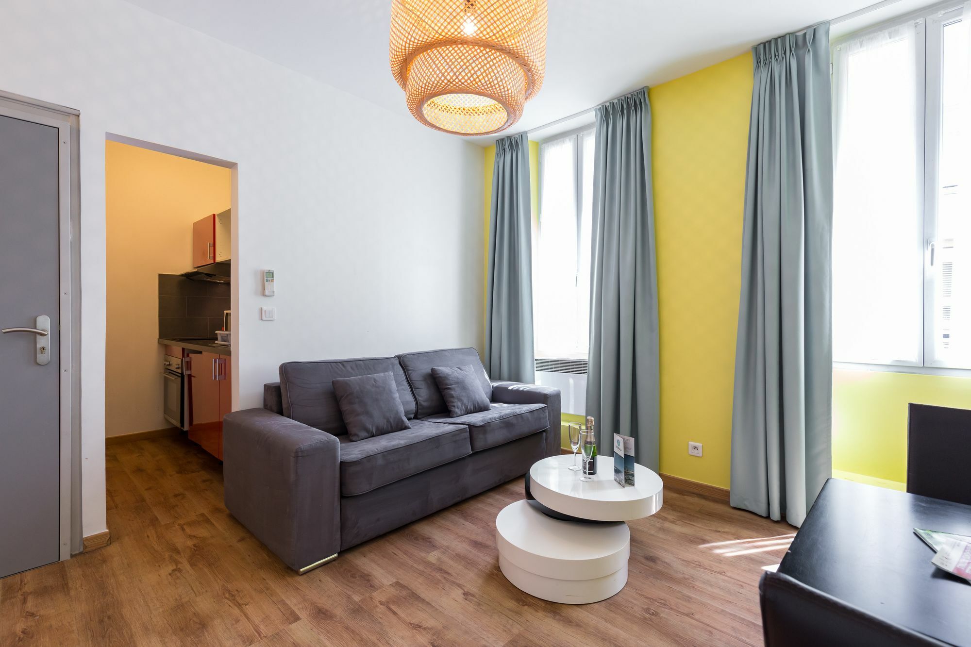 Apartment Florella Clemenceau *
